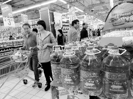 上周統計數據顯示，食用油價格較前一周有所上漲商報記者 王棣/攝 