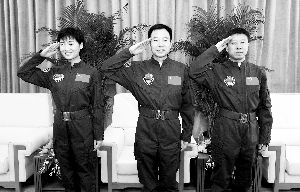 航天員揭神九幕后細節