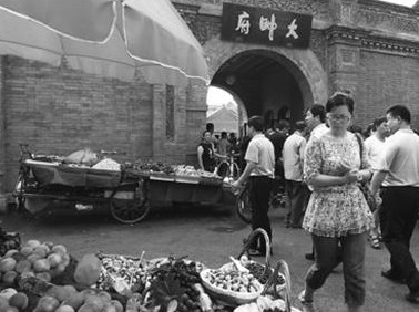 沈陽張氏帥府景區投訴無人理 無垃圾桶衛生差