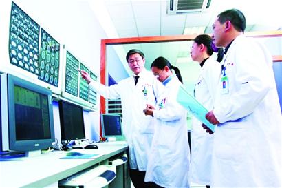 青島政府掏錢回購醫院大設備