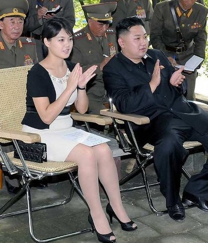 朝鮮第一夫人李雪主被曝用迪奧手袋 價值1600美元