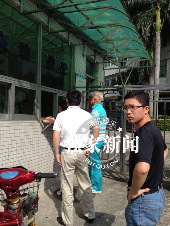 今日上午9點20分左右，陳百祥現身深圳市公安局經濟犯罪偵查局