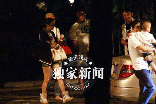 陳思成撇女友獨自會友 佟麗婭素顏變化大臉部發腫
