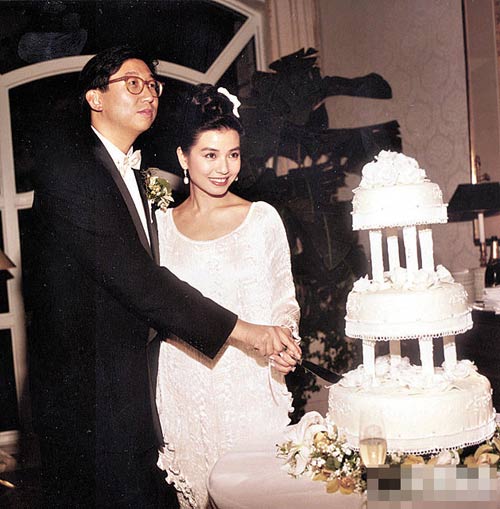 一線女星婚禮美貌排場盤點 鐘楚紅百萬婚紗戰林青霞