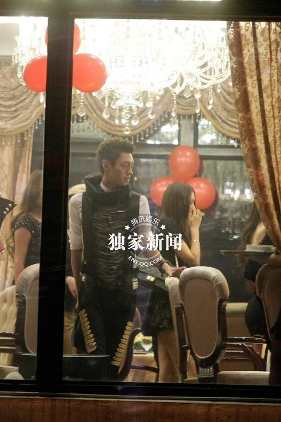安以軒上海慶生圈內好友齊聚祝壽 舉杯豪飲醉態百出