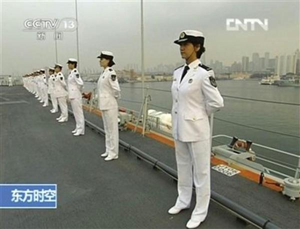 中國(guó)航母女艦員探訪:選拔智力要求高于體能
