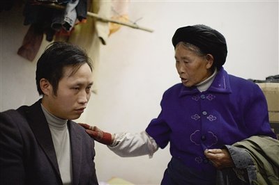 彝良滑坡18名學生遇難續