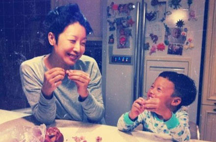 孫悅5歲可愛兒子近照曝光 儒商老公背景揭秘