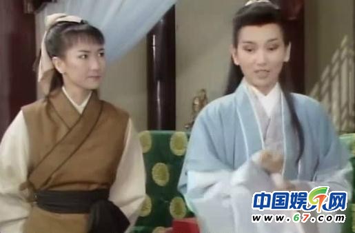 《新白娘子傳奇》經(jīng)典穿幫照:小青笑場傷不起