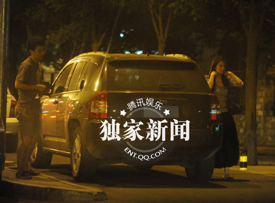 　隨著章子怡與撒貝寧戀情的曝光，小撒搭上了國際巨星，經(jīng)緯則也找到了自己的真愛。