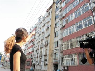 工廠女文秘跳樓續:事發前曾與男友吵架