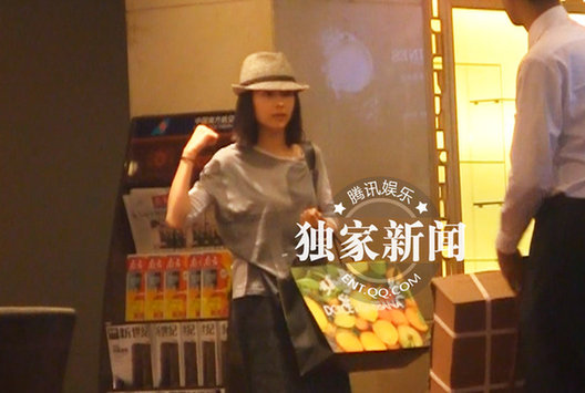 董潔與'小三'王大治吃飯照曝光 未有親密舉動