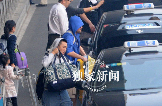 李代沫成準明星 機場現身打扮高調不注意都難