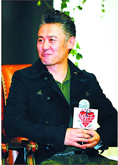 圖揭明星與父母的關系 吳秀波母親被送養老院難見兒子