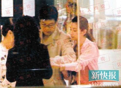 傍上地產(chǎn)大亨的女星們:孟廣美王艷轉(zhuǎn)正成闊太