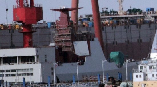 資料圖：媒體稱中國在建中的052D驅逐艦將歸入航母編隊。