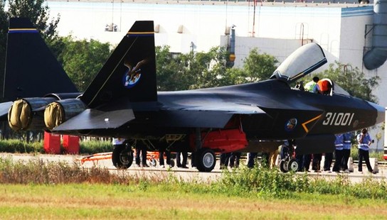 五代戰(zhàn)機(jī)殲31成功首飛 系中國第2款隱形戰(zhàn)機(jī)
