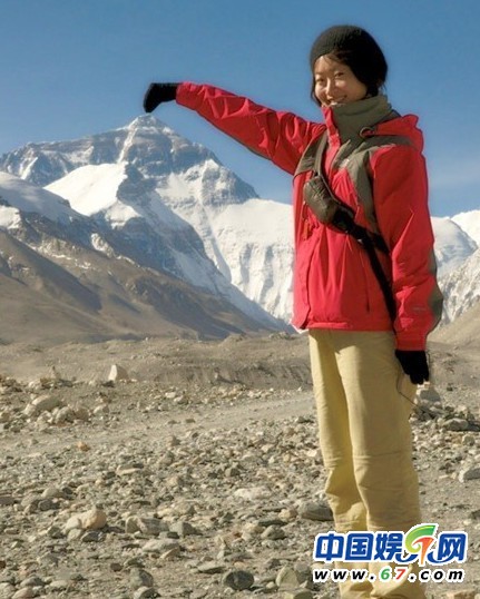 57歲敬一丹25歲女兒與外籍老公曝光 世界名校畢業才貌雙全