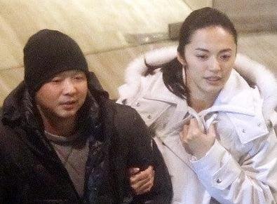 曹郁、姚晨合影圖