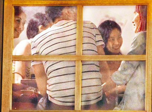 娛樂(lè)圈瘋狂“母子戀”大起底