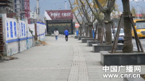 畢節市七星關區5名流浪兒童死亡事發地的垃圾箱已經被移走