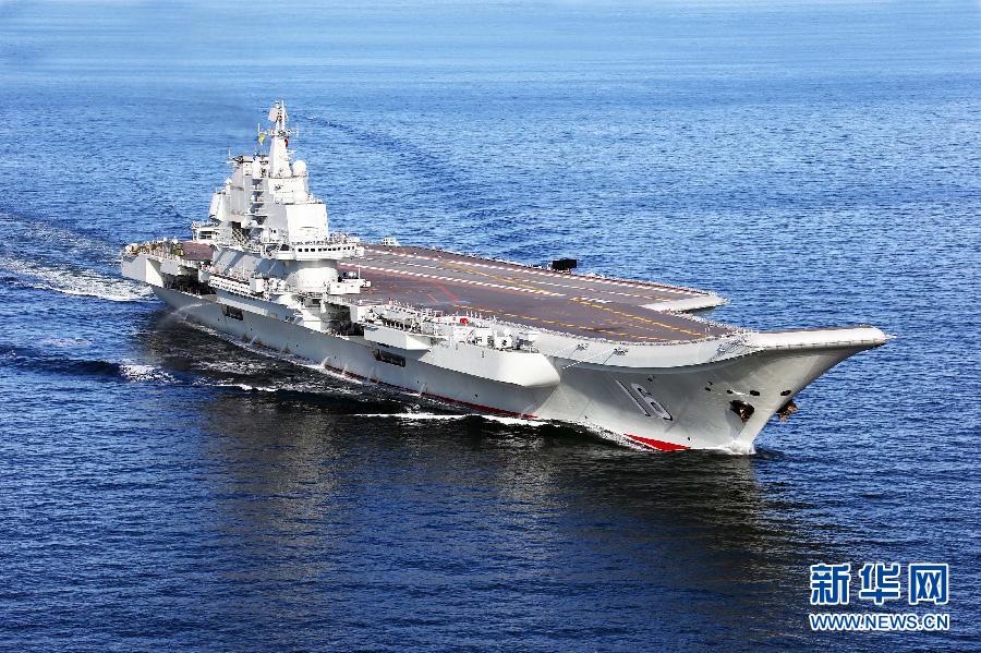 （軍事）（2）我航空母艦順利進行殲—15飛機起降飛行訓練
