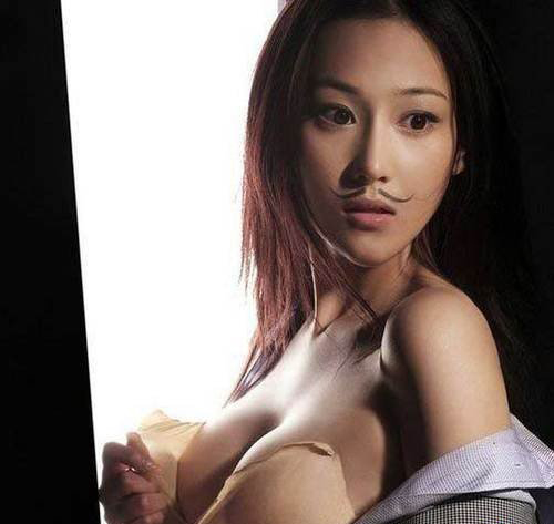 女星胸光側漏 誰漏得恰到好處？
