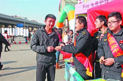 艾滋病感染者手術遭拒 醫生護士職業性恐艾