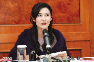 記者會現場的葉玉卿