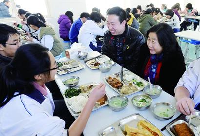 孩子們，你們午餐吃得好嗎？