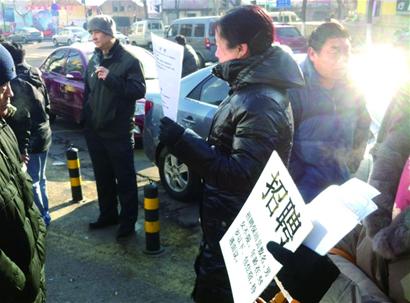 濰坊企業包車來青搶工人