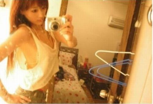 獨家：張馨予做臺新證據流出 夜總會打扮妖艷等出臺