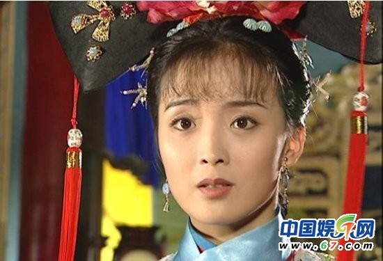 熒屏花語(yǔ)：古裝美人爭(zhēng)相斗艷 劉詩(shī)詩(shī)美艷如櫻花范冰冰嬌媚如睡蓮