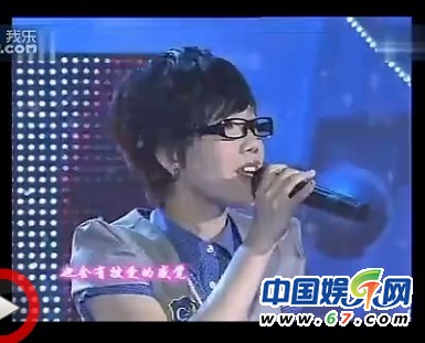 吳莫愁09年參加選秀視頻曝光 短發(fā)淡妝清純?nèi)缰袑W生