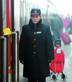 春運路上一群不回家的人