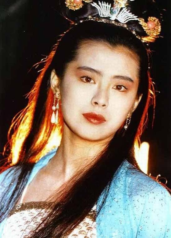 星一代女星遭富二代拋棄內幕：周迅遇花花公子結婚夢碎