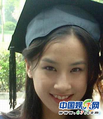 北影十年?；ㄈ毓?《老房有喜》童星小燕子標準美人胚
