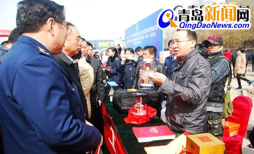 首發:315維權日 青島10部門現場打假(組圖)