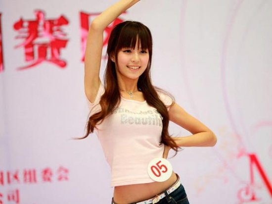 高校宅男女神級校花小清新藝術照