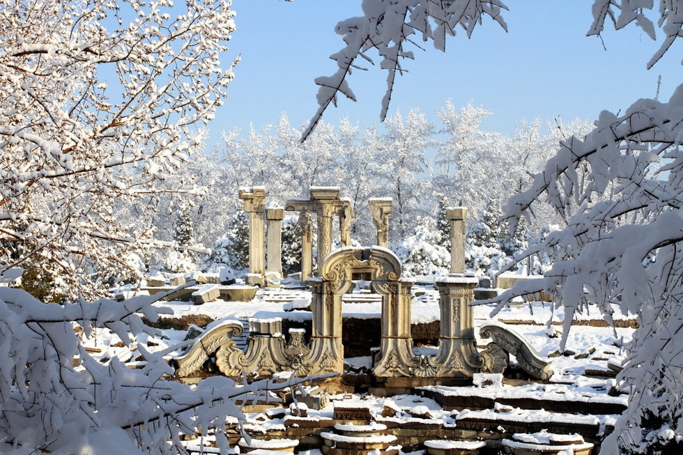 2013年3月20日早晨，降雪后的北京，全城銀裝素裹