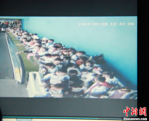 西安發生小學生踩踏事件19人傷