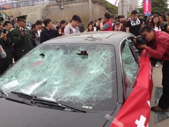 獨家:車展今開幕 車主怒砸瑪莎拉蒂維權(組圖)