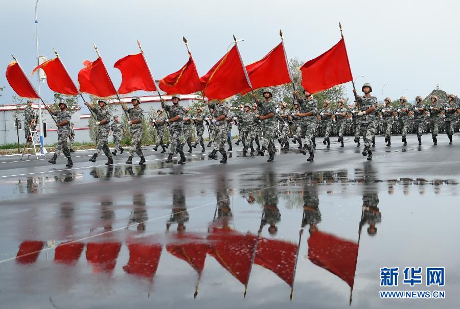 濃縮輝煌戰史　傳承英雄血脈——走進勝利日大閱兵徒步方隊