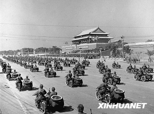 1953年國慶閱兵 人民軍隊正規化建設的成果展示