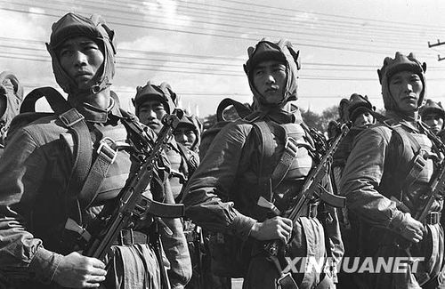 1953年國慶閱兵 人民軍隊正規化建設的成果展示